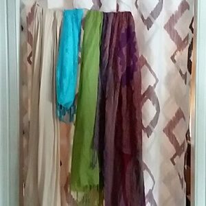 4 scarves